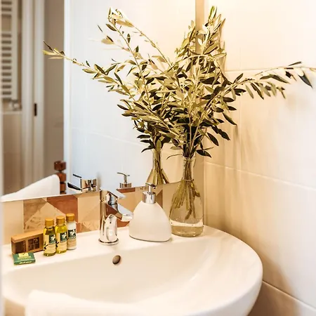 ゲストハウス Casa Due Marie Boutique Near Modena & Maranello 4*