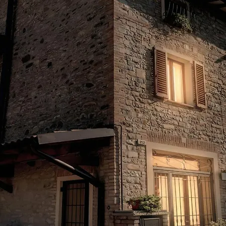 Casa Due Marie Boutique Near Modena & Maranello ゲストハウス 4*