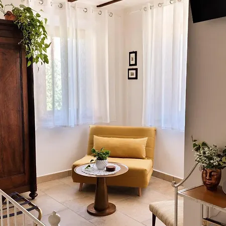 Casa Due Marie Boutique Near Modena & Maranello Guest house