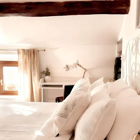 Casa Due Marie Boutique Near Modena & Maranello Πανσιόν